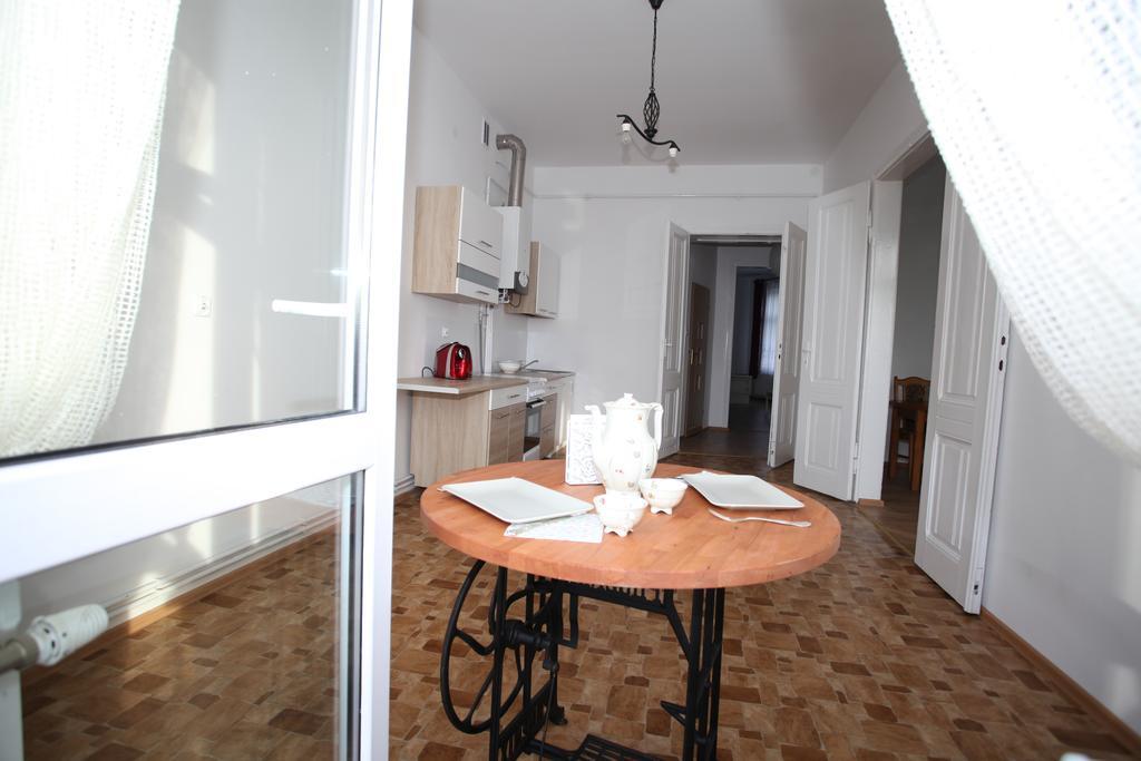Ferienwohnung Przestronny Apartament Kalisz Zimmer foto
